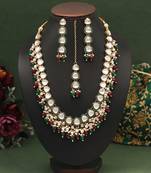 Maroon & green color kundan necklace set