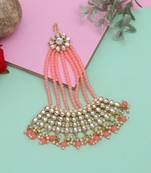 Peach color kundan maang pasa