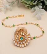 Green color nose nath