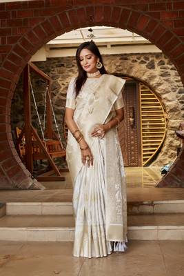 Koram Off White Kanjivaram Soft Satin Silk Zari Weaving Border And Woven Pallu Saree With Blouse For Women  4