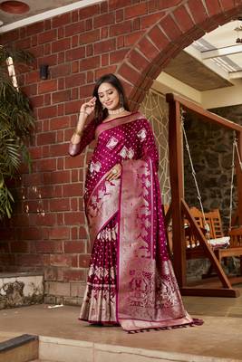 Koram Red Kanjivaram Soft Satin Silk Zari Weaving Border And Woven Pallu Saree With Blouse For Women 5