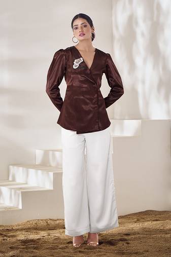 Elegant chocolate puff sleeve top