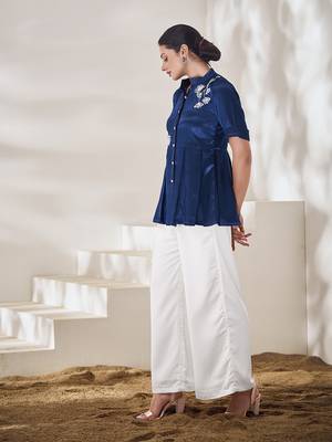 Stylish royal blue short sleeve top 2