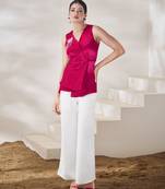 Elegant pink sleeveless top with appliqu  