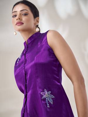 Violet sleeveless mandarin collar top 4