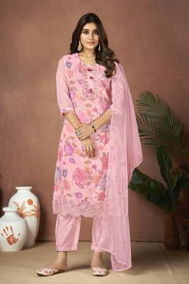 Pink colour beautiful floral printed resham work heavy partywear salwar suit 1