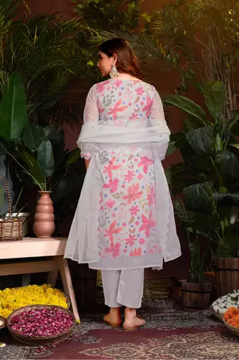 Grey colour beautiful floral printed resham work heavy partywear salwar suit
