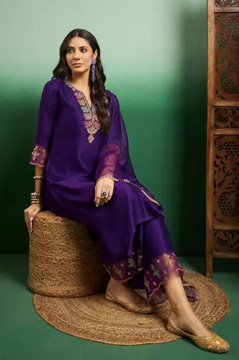 Purple colour ethnic readymade trendy stylish salwar kameez for party looks
