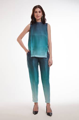 Blue gradient sleeveless pants set