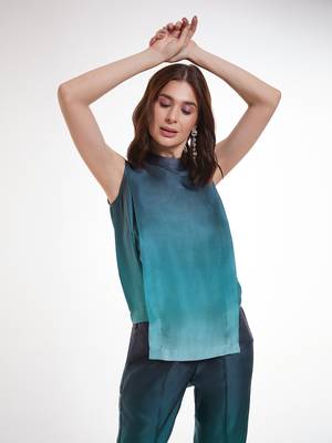 Blue gradient sleeveless pants set 4