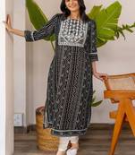 Women's rayon thread work  straight kurti with leggings set