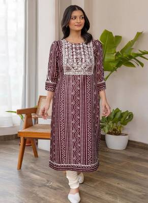 Women's rayon thread work  straight kurti with leggings set 1