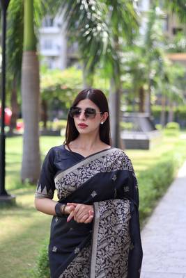 Black Banglori silk blend Blend Woven Saree Festive Wear 3