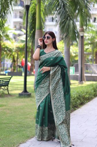 Green Banglori Silk Blend Woven Saree Festive Wear