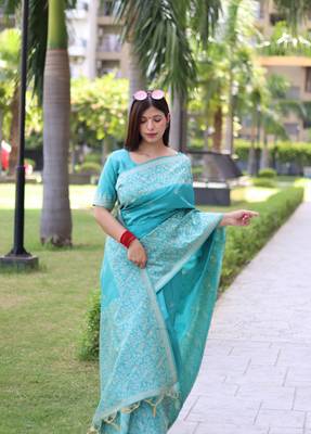 Sky Blue Banglori silk blend Blend Woven Saree Festive Wear 4