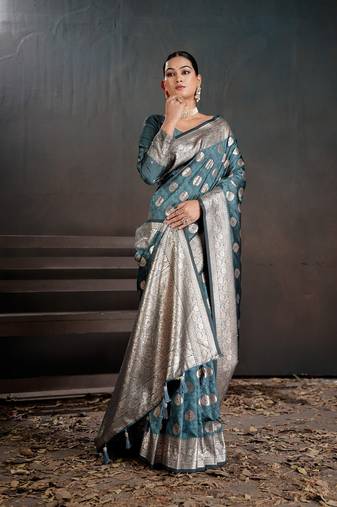 teal silk laheriya saree with designer pallu 