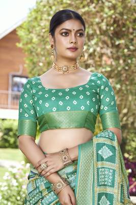 Woven Border With Printed Rama Kalamkari silk blend Ethnic Partywear Saree 3
