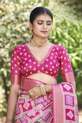 Woven Border With Printed Pink Kalamkari silk blend Ethnic Partywear Saree