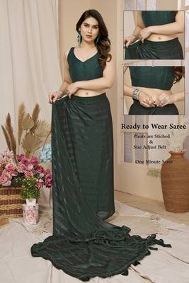 ready made green saree with sparkling style looks 2