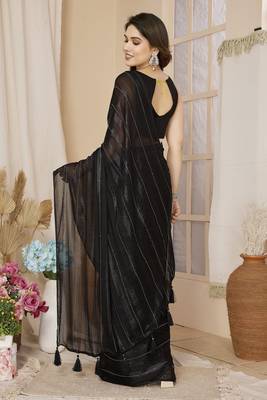 pre-stitched black saree with sparkling style looks 4