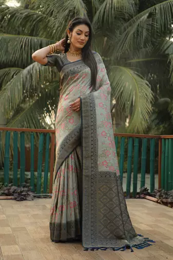 Koram Grey Kanjivaram Soft Silk Weaving Borders Havy Design Saree With Blouse For Women