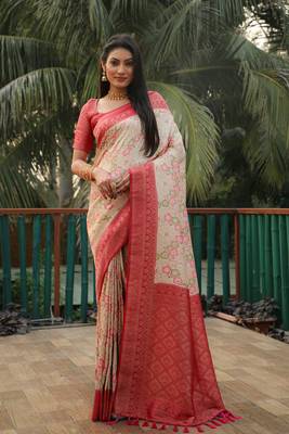 Koram Off White Kanjivaram Soft Silk Weaving Borders Havy Design Saree With Blouse For Women 1