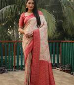 Koram Off White Kanjivaram Soft Silk Weaving Borders Havy Design Saree With Blouse For Women