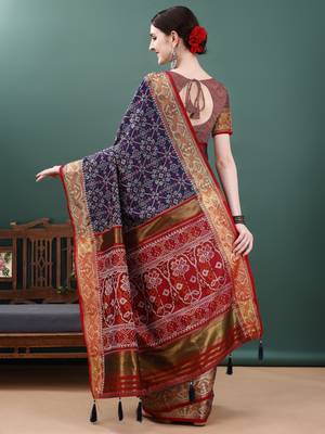 Navy Blue Patola Woven Design Art Silk Zari Work Saree 4