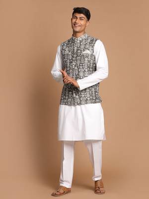 Green And White Pure Cotton Jacket, Kurta And Pyjama Set 1