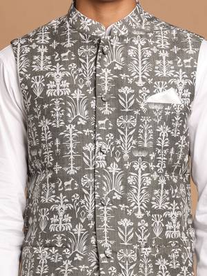 Green And White Pure Cotton Jacket, Kurta And Pyjama Set 4