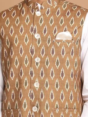 Green And White Pure Cotton Jacket, Kurta And Pyjama Set 4