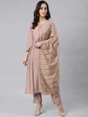 Janasya women's dusty rose viscose blend embroidered kurta with pant 3