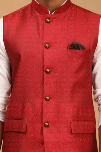 Men'S Maroon And White Cotton Blend Jacket, Kurta And Pyjama Set