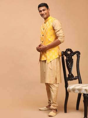 Yellow And Rose Gold Viscose Jacket, Kurta And Pyjama Set 2