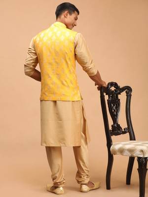 Yellow And Rose Gold Viscose Jacket, Kurta And Pyjama Set 3