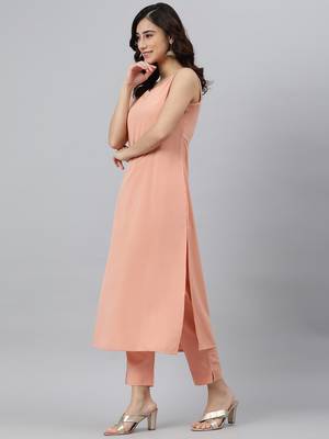 Janasya women's peach poly crepe solid kurta with pant and dupatta 4