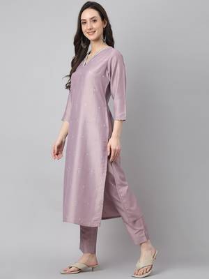 Janasya women's lavender chinon embellished kurta with pant and dupatta 4