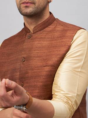 Brown And Gold Silk Blend Jacket, Kurta And Pyjama Set 4