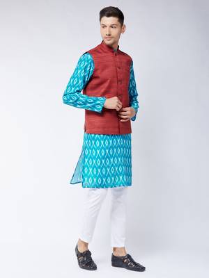 Turquoise And Maroon Cotton Blend Jacket, Kurta And Pyjama Set 2