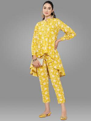Janasya women's mustard cotton cambric floral print tunic with pant 1
