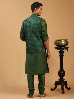 Green Silk Blend Jacket, Kurta & Pyjama 3