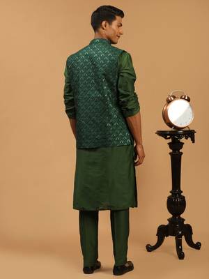 Green Silk Blend Jacket, Kurta & Pyjama 3