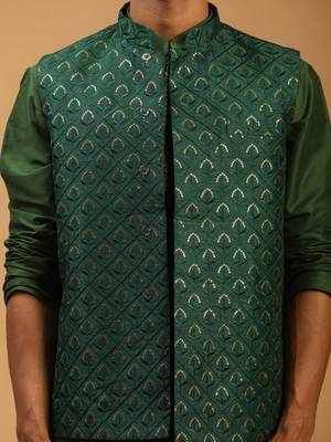 Green Silk Blend Jacket, Kurta & Pyjama 4