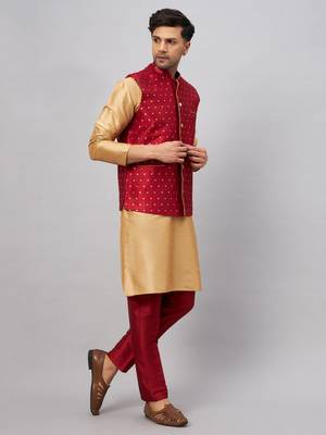 Rose Gold And Maroon Silk Blend Jacket, Kurta And Pyjama Set 2