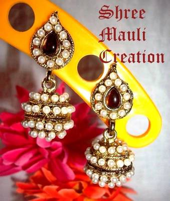 Brown Leaf Pearl Jhumki Earrings 1