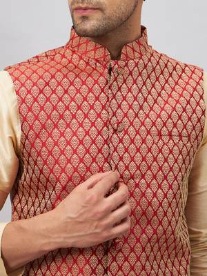 Gold And Maroon Silk Blend Jacket, Kurta And Pyjama Set 4