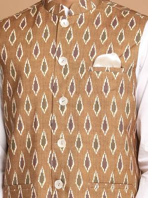 Green And White Pure Cotton Jacket, Kurta And Pyjama Set 4