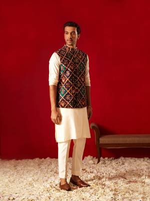 Purple And Cream Viscose Jacket, Kurta And Pyjama Set 2