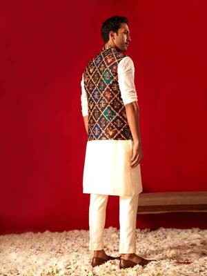 Purple And Cream Viscose Jacket, Kurta And Pyjama Set 3