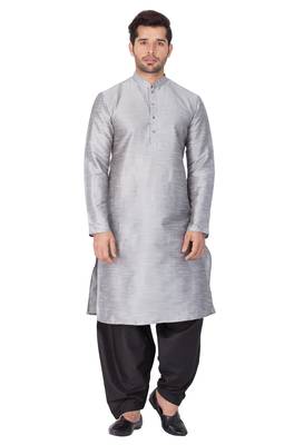 Grey Silk Blend Kurta And Dhoti Set 1